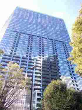 H.I.S. leasing over 3,000 tsubos in Shinjuku Central Park Building