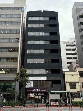 Earth Wind sells building near Suitengu Shrine in Chuo-ku