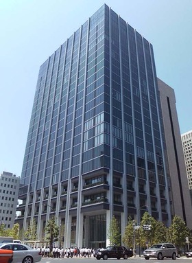 Imabari Shipbuilding acquires half of Nishi-Shinbashi Square