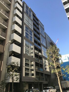 Rental apartment building in Kaigan, Minato-ku sold