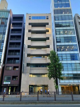 Kojimachi office building traded