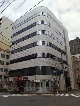 Shinkawa, Chuo-ku office building sold by Cosmos Initia 