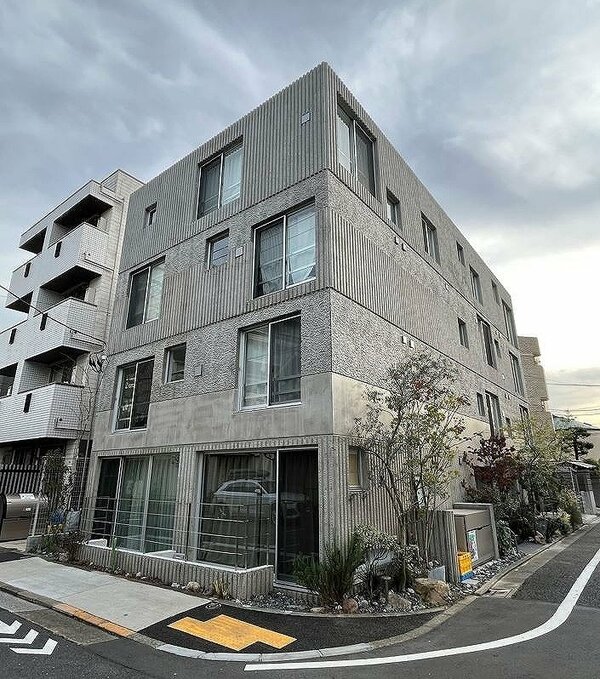 LeTech disposes Meguro-ku apartment building - NIKKEI REAL ESTATE ...