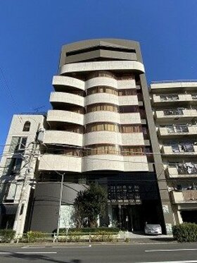 Cosmos Initia sells building in Ueno after renovations