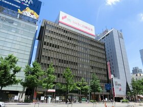 Hankyu Corp, others acquire large building near Osaka Station from Gibraltar Life