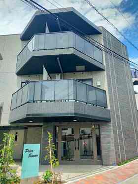 Tatsumi acquires newly built apartment in Ota-ku