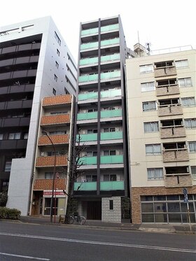 Cosmos Initia disposes apartment building in Bunkyo-ku