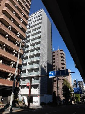 Orix sells Shinagawa-ku rental apartment to Taiwanese company