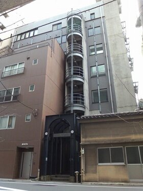 JR West's unit acquires office building in Chuo-ku