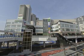 Nomura celebrates opening of its first large-scale retail complex