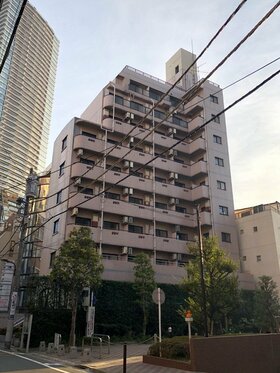 Educational institution acquires dormitory in Ikebukuro