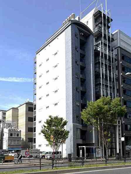 Aoyama Zaisan Networks sells Aoyama building<br />