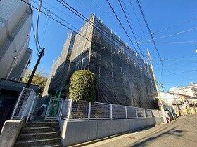 Cosmos Initia purchases apartment building in Ota-ku