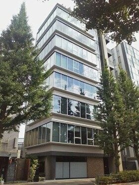 Sendagaya, Shibuya-ku office building changes hands