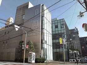 Beauty salon operator selling HQ building in Jingumae, Shibuya-ku