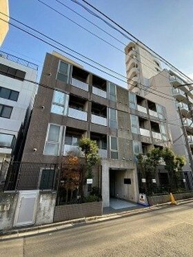 Shibuya apartment building changes hands