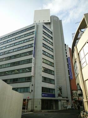 Lone Star sells Ginza office to aesthetic salon owner
