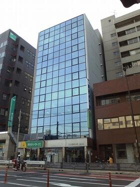 Fujitomi selling HQ in Shinjuku