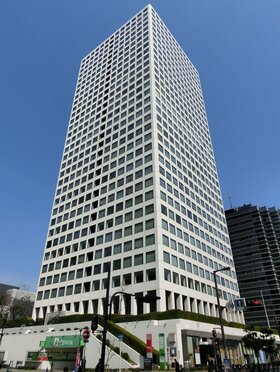 Public-private fund finances Osaka office tower acquisition