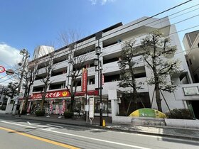 Taiwanese investors acquire retail portion from Keihan