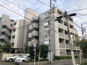 Setagaya-ku apartment building traded