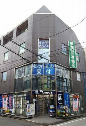 Mixed-use building in Yokohama City changes hands