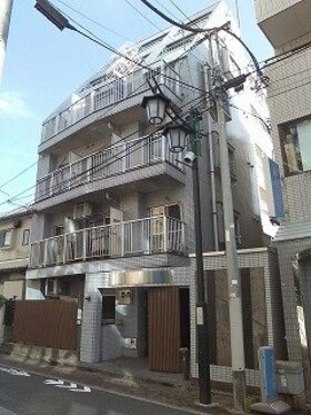 Adachi-ku apartment building changes hands 