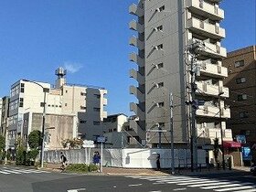 Taisei-Yuraku developing apartment building in Sumida-ku