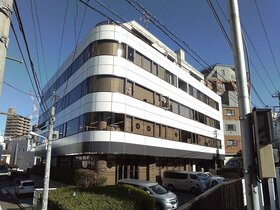 Jingumae, Shibuya-ku office building sold