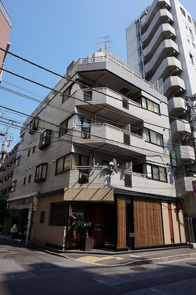 Taiwanese investor buys Azabu-Juban property with Crosspath