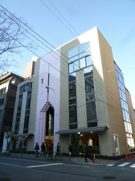 Hulic obtains Issey Miyake boutique near Omotesando