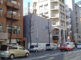 ADESSO Developing Retail and Office Building in Nishi-Azabu