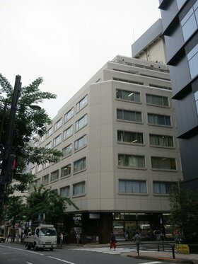 Mitsubishi acquires building connected to Hanzomon subway station