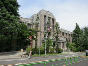 Japan Post to put Mita, Minato-ku builidng on market, expects Y30bn profit
