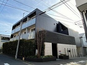 Naka-Ochiai, Shinjuku-ku apartment building sold