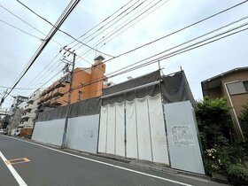 Atrium developing rental apartment building in Kiba, Koto-ku