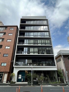 Cosmos Initia sells building in Shibuya vicinity