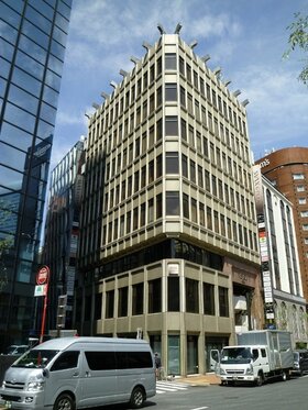 Ginza restaurant building sold