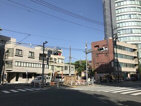 Former gas stand site in Sendagaya, Shibuya-ku bought for resale