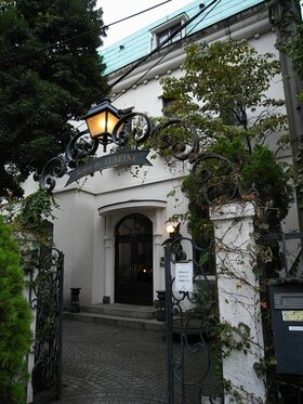 URBAN CORPORATION Sells Wedding Halls in Harajuku