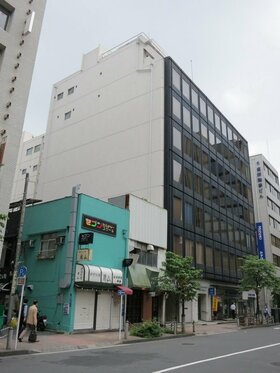 1,300 m2 of land near Shintora-dori Street sold