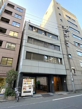 Office building in Hatchobori, Chuo-ku changes hands