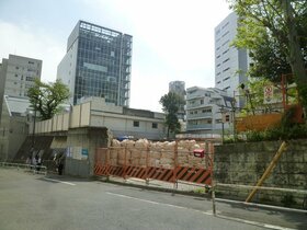 Japan Post developing Daikanyama, Shibuya-ku apartment with shared offices