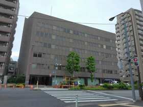 San Shin Jyuken acquires building and sells land ownership interest