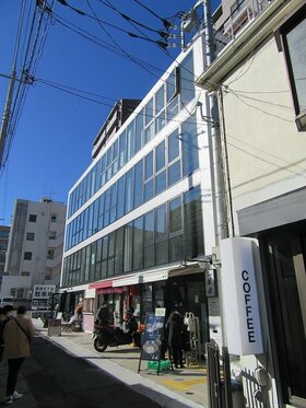 Urawa retail building changes hands