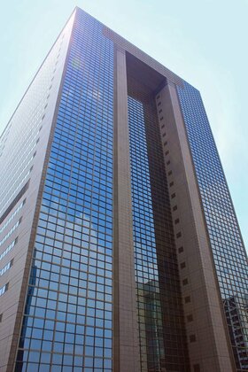 NTT Urban selling Makuhari, Chiba office building for Y22bn