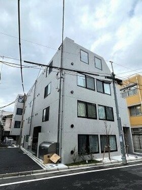 Apest sells apartment building in Nishi-Ochiai, Shinjuku-ku