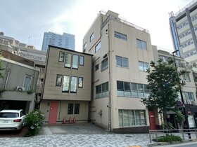 Sumitomo acquires two adjacent buildings in Roppongi