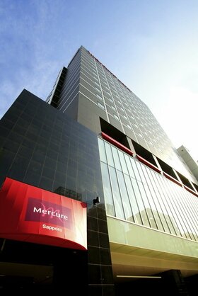 REIT obtaining Mercure hotels in Sapporo, Okinawa