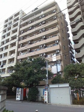 Apartment building in Kasai, Edogawa-ku sold in foreclosure auction
